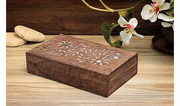 Hand Crafted Christmas Gifts Decorative Box with Carved Inlay