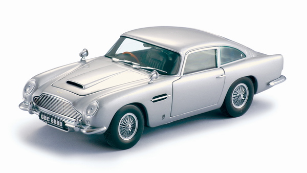 Aston Martin DB5 1963 in Silver