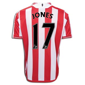 8123 09-10 Sunderland home (Jones 17)
