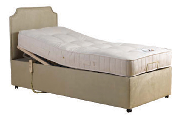 Classic luxury in motion.      Specification    Pocket spring mattress  Traditionally tufted  Damask