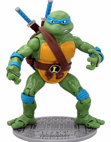Teenage Mutant Ninja Turtles 6-inch Classic Collection Leonardo Figure