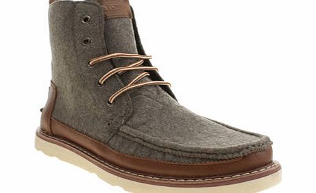 toms Grey Searcher Boots
