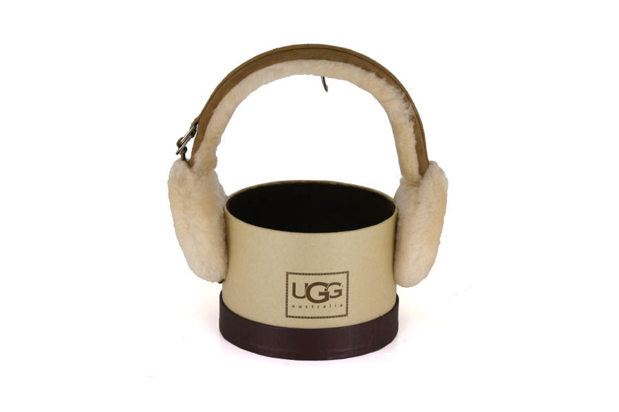 &reg; Australia - Ear Muffs - Chestnut