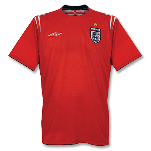 Umbro 04-05 England Away shirt - boys