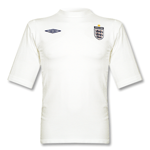 Umbro 06-07 England 1/2 Sleeve Training Shirt