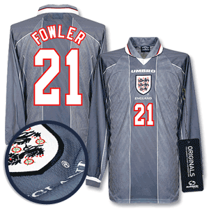 Umbro 96-97 England Away L/S Shirt - Players   Fowler 21