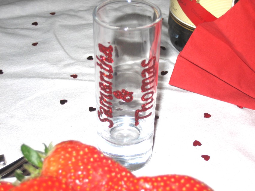 Unique and Stunning Personalised Shot Glass Wedding Favours (10)
