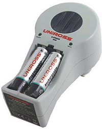 Uniross X-Press 300 Compact & 4 x Batteries