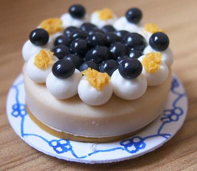 1:12 Scale Miniature Blueberry Cream Cheesecake
