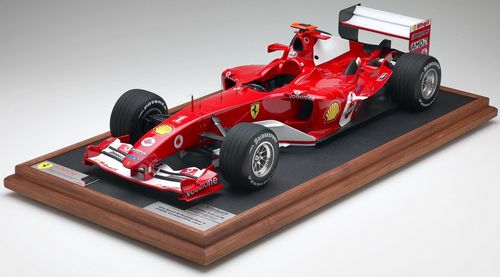 1:8 Scale Ferrari F2004 Spanish Grand Prix - M. Schumacher