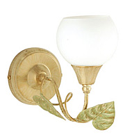 Beautiful and elegant wall light in a cream and gold finish with green leaf decoration complete with