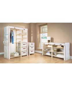 Double robe with 3 storage drawers and 3 open shelves. All with contrast brown piping. 3-tier