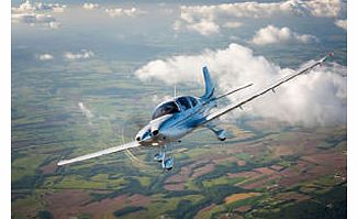 Unbranded 30 Minute Flying Lesson in Gloucestershire