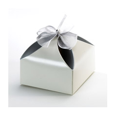 Unbranded 4 Chocolate Box In Ivory And Silver