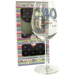 This fabulous and fun for those girlies 40th Birthday Wine Glass makes a great gift for her special 