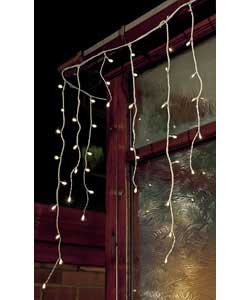 Low voltage powered.10m lead.15.8m chain.Clear bulbs.8 function lights.Indoor/outdoor use