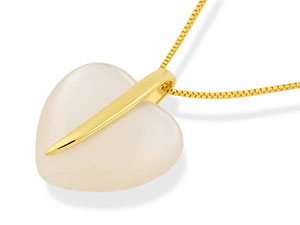 Unbranded 9ct-Gold-Mother-Of-Pearl-Heart-Pendant-And-Box-Chain-188253