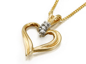 Unbranded 9ct-Yellow-Gold-Diamond-Heart-Pendant-And-Chain-045611