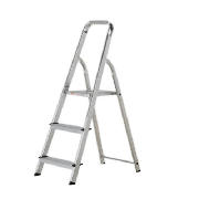 The Abru 3 tread step ladder is great for use around the house. Withstanding a maximum weight of 95k