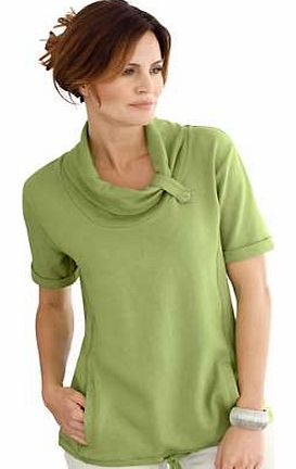 Fab casual top with tab and button detail on the neckline. With 2 side pockets, drawstring hem and short sleeves with turn-ups. Alessa W Top Features: Roll neck Short sleeves Delicate wash max. 30C 95% Cotton, 5% Elastane Length approx. 70 cm (28 in