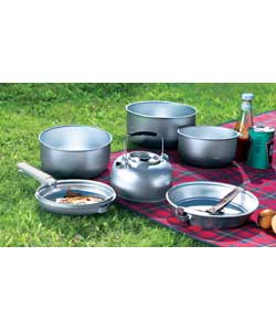 Gelert camping cookset with durable hard anodised finish.Compact pack size for ease of storage and t