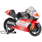 Minichamps have announced that they will be releasing a 1/12 scale replica of Valentino Rossi`s 1998