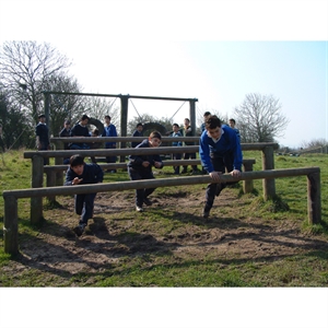 Unbranded Assault Course for 1