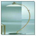 Elegent modern Italian floor lamp comprising a combination of gold and satin nickel finish