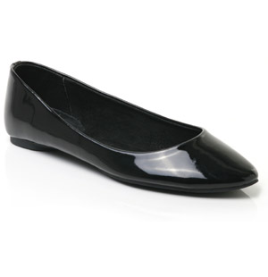 Plain pointed toe patent flat pump. Stylish and versatile, the Avenicey shoe is ideal worn with any 