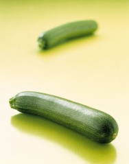 Unbranded Baby courgettes 200g