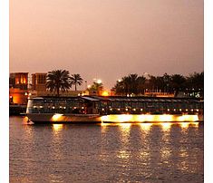 Enjoy freshly prepared gourmet cuisine from the a-la-carte kitchen on board Bateaux Dubai and fabulous views of Dubais beautiful architecture in all its night time glory as you gently cruise along the Dubai Creek.