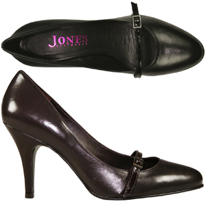 A classic Court shoe from Jones Bootmaker. Features thin decorative strap across the front, almond s