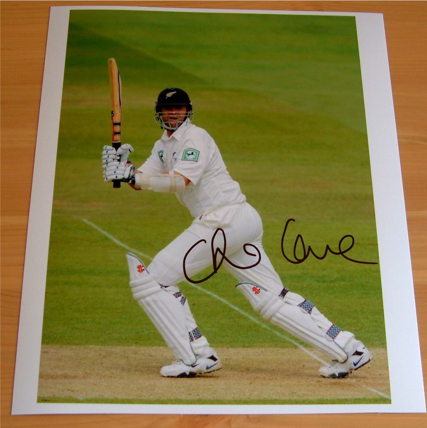 Hand signed in black pen by the great New Zealand all rounder. COA - 0410000084