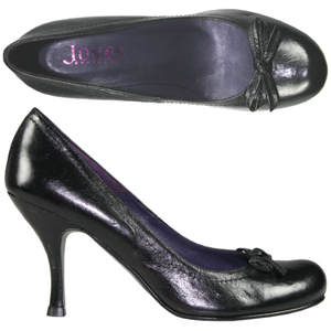 A modern Court shoe from Jones Bootmaker. Features decorative bow to the toe, thin high heel and is 