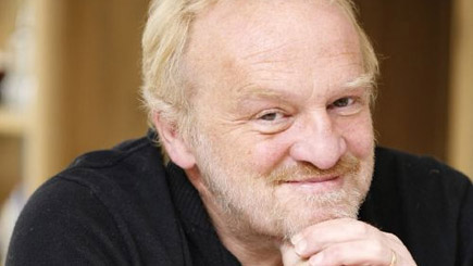 Unbranded Cook and Dine with Antony Worrall Thompson at