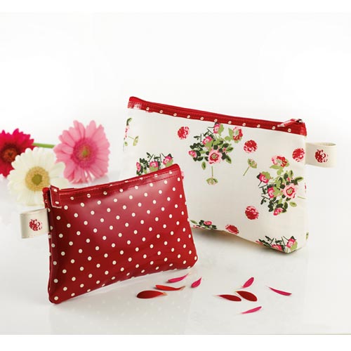 Unbranded Country Rose Set of Two Make-Up Bags