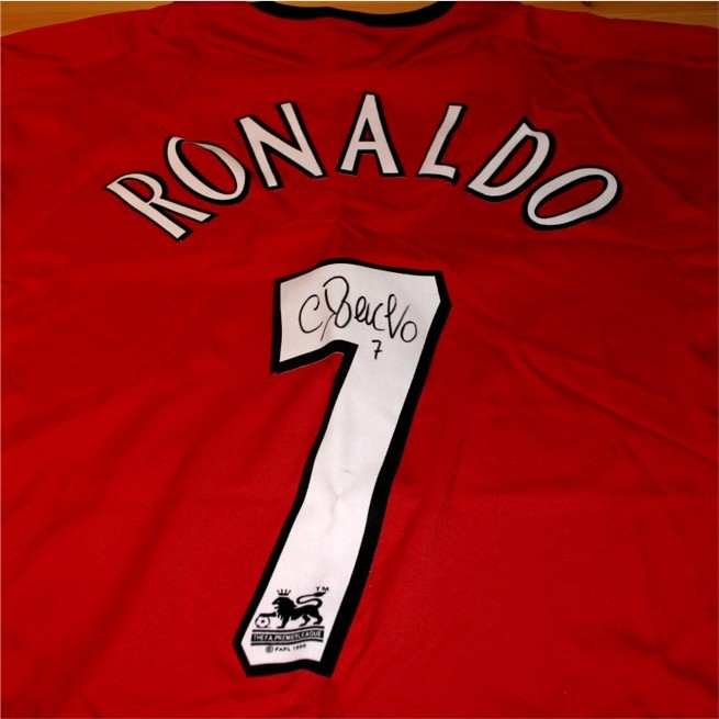 This is a fantastic replica Cristiano Ronaldo Manchester United shirt signed by the young Man Utd