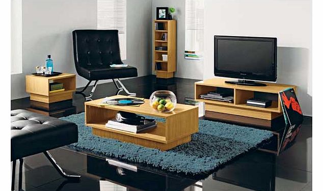 This modern looking coffee table is finished in oak effect. Enjoy stylish simplicity and a storage shelf. perfect for all types of room. Part of the Cubes collection. Collect in store today. Size H30. W80. D40cm. Weight 12.5kg. General information: S