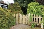 Unbranded Curved Lollypop Gate: (1x) 900mm(w) x 900mm(h) - Pale Green