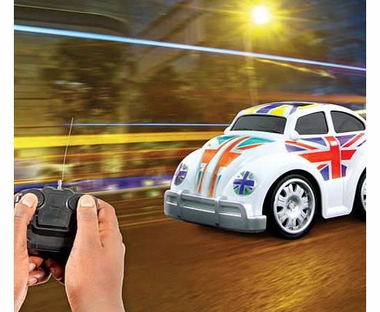 Customisable RC Racer Use the stickers to customise this rapid remote control racer and then watch it go! With three different sticker sets, your RC will definitely stand out from the crowd. It zips around corners and takes all manner of obstacles in