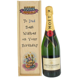 This Dad Happy Birthday cask and champagne set is a wonderful gift for your dad especially if he is 