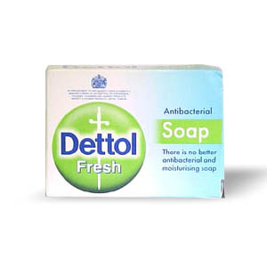 Trust the antibacterial and moisturising action of