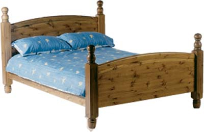 A delighful fresh 4ft6 pine double bed with 4inch ball and posts. This will add character to any
