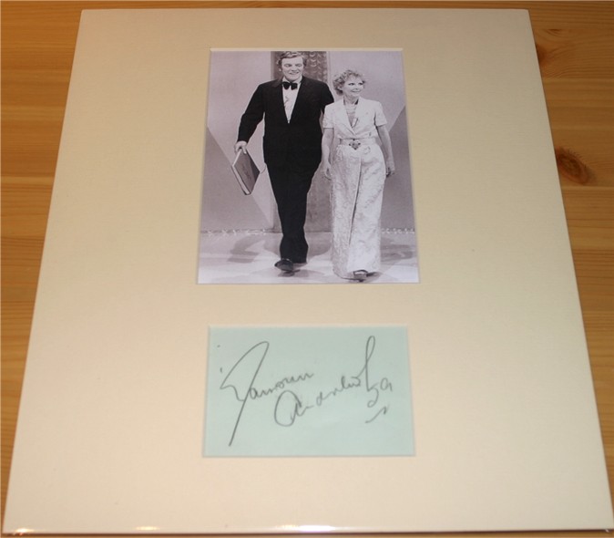 EAMON ANDREWS 1959 SIGNATURE MOUNTED TO 14 x 12