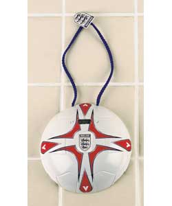 Official England FA Mitre football style am/fm shower radio. Includes easy search rotary tuning