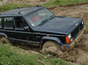 Unbranded exclusive 4x4 driving experience