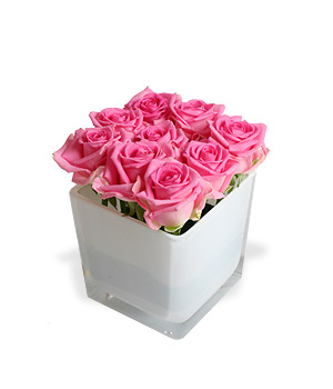 Unbranded Finest Bouquets - Pink roses cube