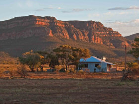 Unbranded Flinders Ranges accommodation and campsite,