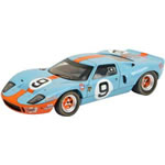 Continuing IXO`s collection of every Le Mans winner since 1924 is the victorious 1968 Ford GT40 of