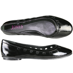 A pretty pump from Jones Bootmaker. Features circular cut outs around the top line, round toe and pa